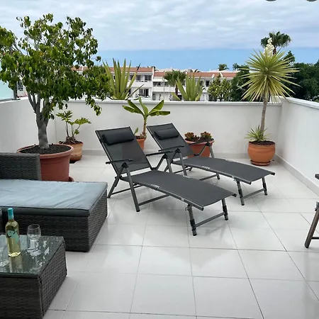 With Large Terrace And Ocean View Апартаменты